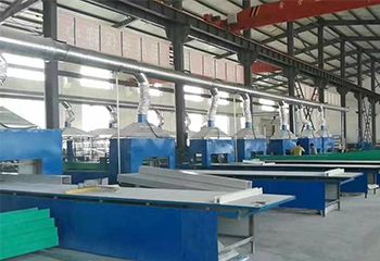 現(xiàn)代化廠(chǎng)房，先進(jìn)生產(chǎn)設(shè)備