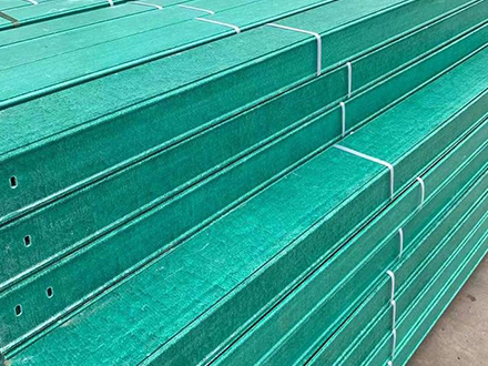 200*150玻璃鋼電纜橋架多少錢一米？