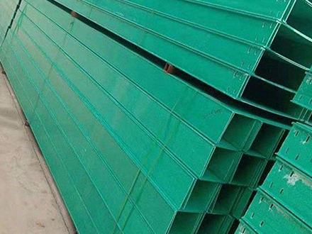 250*200玻璃鋼電纜橋架多少錢一米？