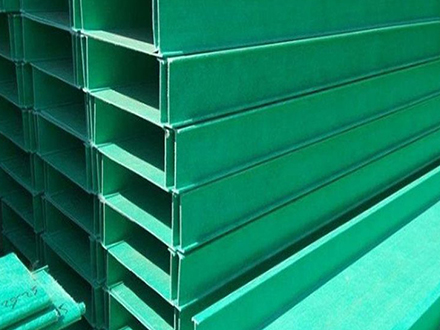 300*100玻璃鋼電纜橋架多少錢一米？