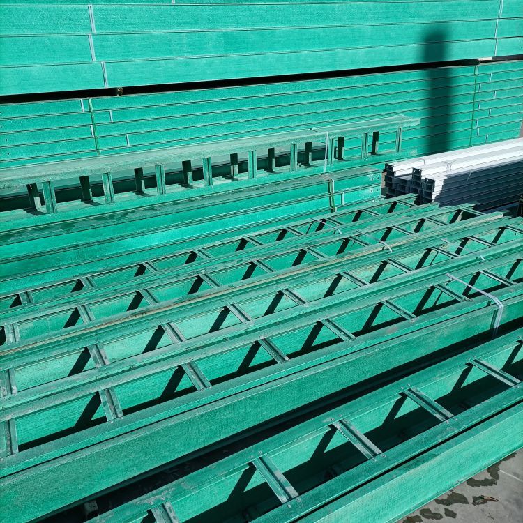 玻璃鋼電纜橋架有哪些性能？