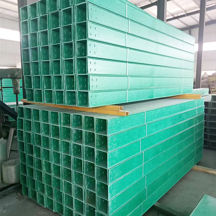 影響玻璃鋼電纜橋架壽命的因素有哪些？